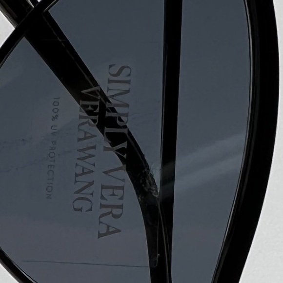 Retro Cats Eye 100% UV Protection Vera Wang Sunglasses - Picture 7 of 7